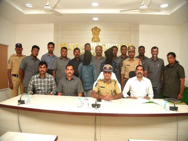 Warangal Police Arrested Three Bike Thieves in Telangana హ్యండిల్ లాక్ వేయడం మరిచారంటే మీ వాహనం మాయమైపోయినట్లే!
