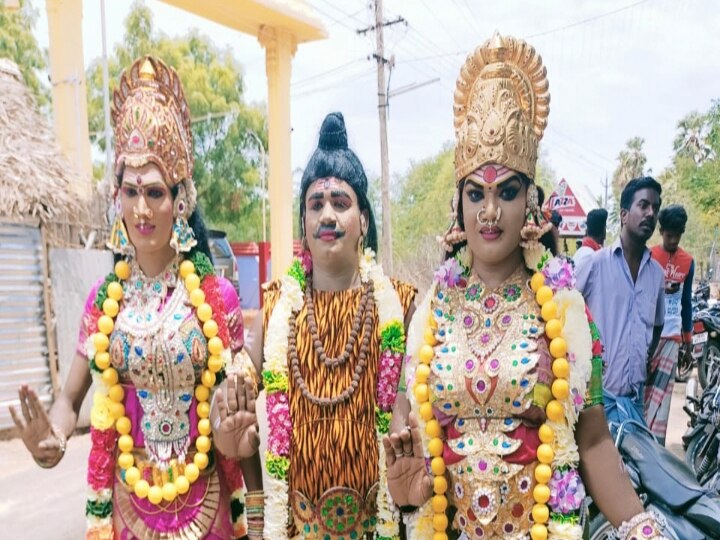 தென்மாவட்டங்களில் களைகட்டும் தசரா திருவிழா - குலசேகரபட்டினத்தில் நாளை சூரசம்ஹாரம்