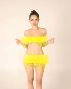 Urfi Javed ने कपड़े नहीं कुछ इस तरह से छुपाई अपनी बॉडी, फोटो देख फैंस का चकराया सिर