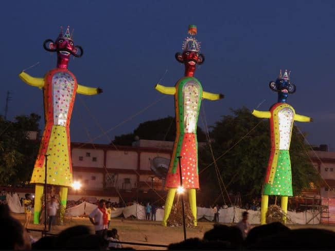 Dussehra Khanna : Mannequins of Ravana , Meghnath, Kumbhakaran Ban after dispute over celebrating Dussehra in two places ਖੰਨਾ 'ਚ ਦੁਸਹਿਰਾ ਮਨਾਉਣ 'ਤੇ ਵਿਵਾਦ : ਰਾਵਣ, ਮੇਘਨਾਥ, ਕੁੰਭਕਰਨ ਦੇ ਪੁਤਲੇ ਲਾਉਣ ਤੋਂ ਰੋਕ, ਕਮੇਟੀਆਂ 'ਚ ਈਗੋ ਦੀ ਲੜਾਈ : ਵਿਧਾਇਕ ਸੌਂਦ