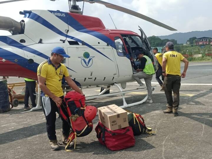 Avalanche in Uttarkashi 2 killed 28 people trapped in Uttarakhand due to avalanche rescue operation started by army ann Avalanche in Uttarkashi: ग्लेशियर में एवलांच आने से 28 पर्वतारोही फंसे, 2 की मौत, सेना ने शुरू किया रेस्क्यू ऑपरेशन