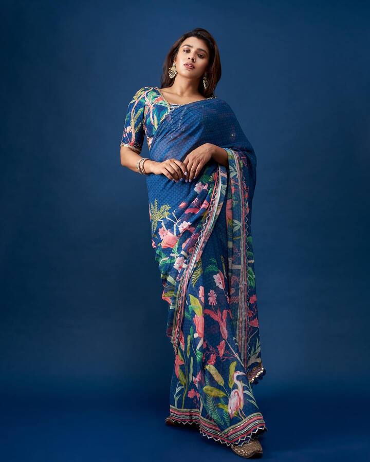 'ఆహా'లో వచ్చిన 'మస్తీస్' అనే వెబ్ సిరీస్ లో నటించింది. కానీ ఈ సిరీస్ కూడా ఆమెకి పెద్దగా కలిసి రాలేదు.