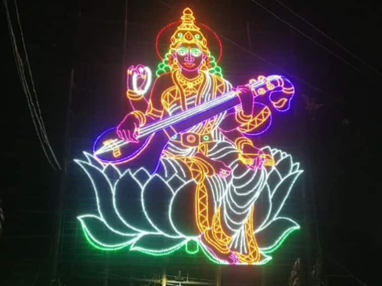 Kaniyakumari:  Ayudha Poojai festival colorful lantern decorations in Nagercoil metropolitan areas ஆயுதபூஜை விழா: வண்ணமிகு மின்விளக்குகளால் மின்னிய நாகர்கோவில்