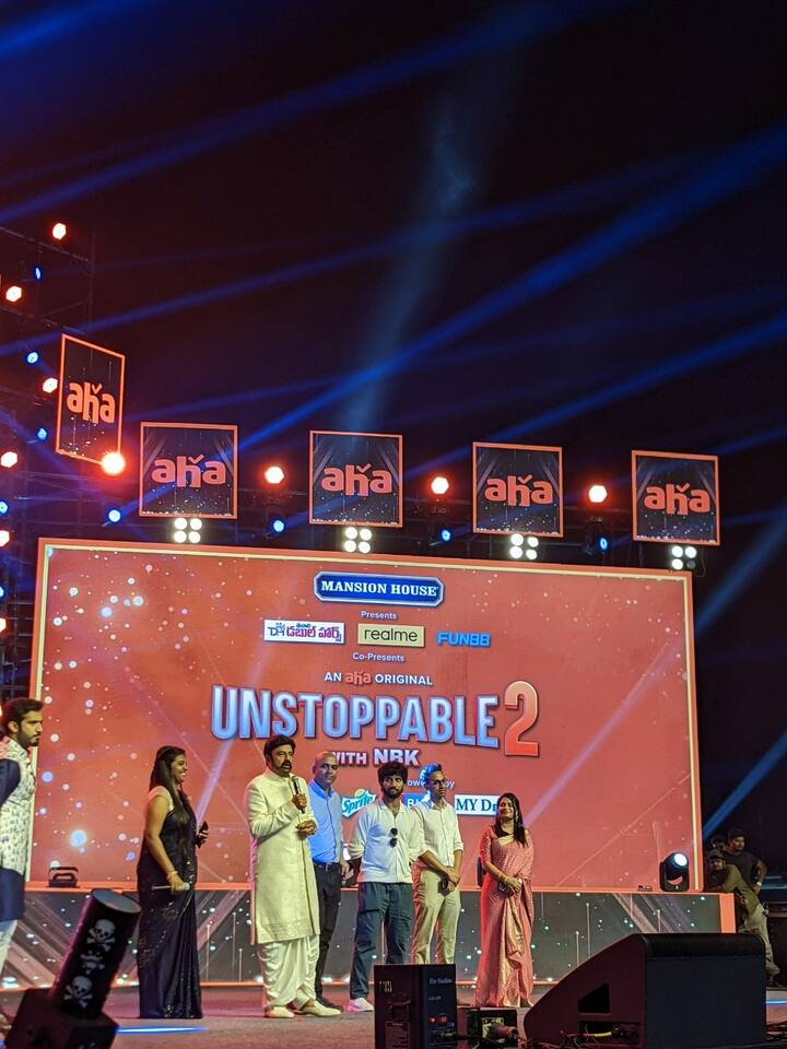 చంద్రబాబుతో జరగబోయే షోలో బాలయ్య ఎలాంటి ప్రశ్నలు అడుగుతారనే చర్చ జోరుగా జరుగుతోంది. Photo@ahavideoin/twitter
