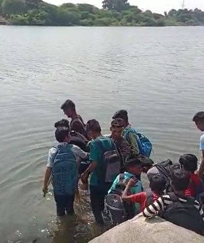 मुलांचं शैक्षणिक भवितव्य अंधारमय