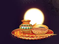 Karwa Chauth 2022: करवा चौथ के दिन कर लें ये 5 टोटके, वैवाहिक जीवन में जिंदगीभर बनी रहेगी मिठास