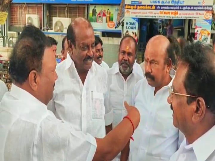 தேவரின் தங்கக் கவசம் பெறுவதில் முனைப்பு காட்டும் ஓபிஎஸ் - இபிஎஸ் தரப்பு- அரசியல் போட்டியாக மாறும் தென் மாவட்டம்