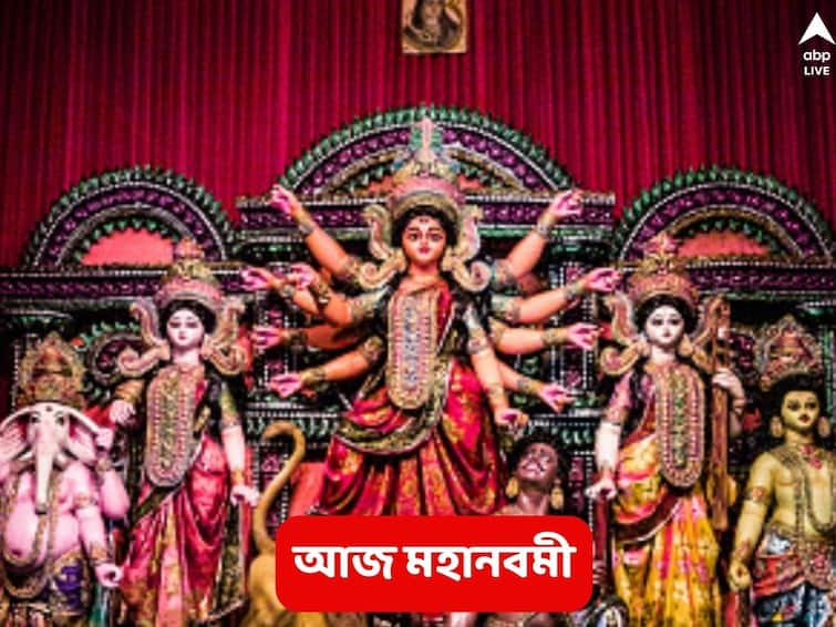 Durg Puja 2022 As the festival reaches the third day there is bitter sweetness as only a day is remaining Durga Puja 2022: এই রাত যেন না পোহায়! আজ মহানবমী, বিষাদের সুর বাতাসে