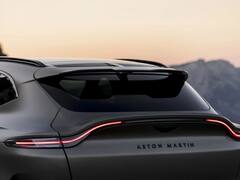 जेम्‍स बॉण्‍डही वापरतो या कंपनीची कार, नवीन Aston Martin DBX 707 भारतात लॉन्च