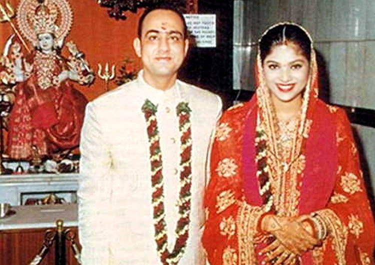 Sonam Then And Now: ओए ओए गर्ल के नाम से मशहूर थी ये एक्ट्रेस, 17 साल बड़े डायरेक्टर से शादी का बुरा हुआ था अंजाम!
