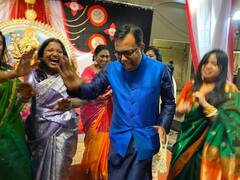 Probase Puja: রীতি মেনে পালিত দুর্গাপুজো, সুইডেনেও নাড়ু-পায়েসের স্বাদ