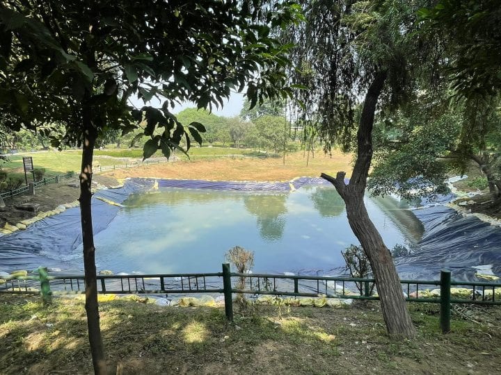 Delhi Artificial pond has been built in CR Park and Greater Kailash ANN Delhi News: मूर्ति विसर्जन के लिए दिल्ली के इन इलाकों में बनाए गए कृत्रिम तालाब, विधायक सौरभ भारद्वाज ने किया दौरा