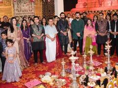 बॉलीवुड और साउथ सितारों ने एक साथ मनाई नवरात्रि, पार्टी की रौनक बने रणबीर और कैटरीना