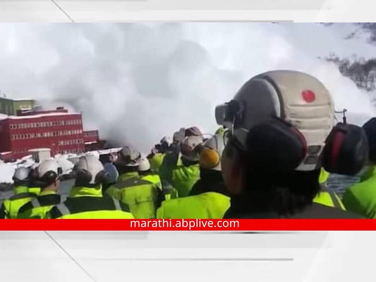 Uttarakhand Avalanche rescue operation Stops due to bad weather and clouds will resume in morning Uttarakhand Avalanche : अजूनही काही गिर्यारोहक अडकल्याची भिती, ढगांमुळे हेलीकॉप्टर उडवण्यास अडचण, रेस्क्यू ऑपरेशन स्थगित