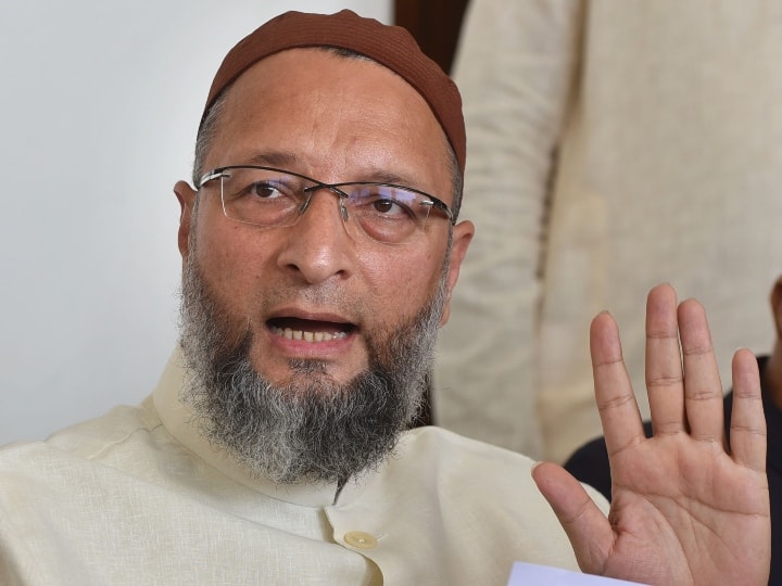 ateeq ahmad family to join BSP Asaduddin Owaisi party AIMIM said They are opportunistic people ann UP Politics: अतीक अहमद के परिवार के BSP में शामिल होने की खबरों पर AIMIM ने कहा- 'वे अवसरवादी लोग'