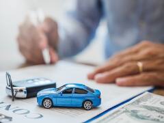 Car Loan Tips: दिवाली पर कार की शॉपिंग करते समय ये कॉमन गलतियां करने से बचें! फायदे में रहेंगे आप