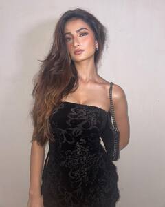 PHOTO : पलक तिवारीचा बोल्ड अंदाज पाहून चाहते झाले घायाळ! पाहा फोटो...