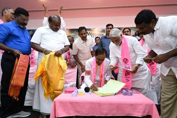 JDS With BRS : కర్ణాటకలో ఎన్నికలకు BRS తో కలిసి వెళ్తామన్న కుమారస్వామి | ABP Desam