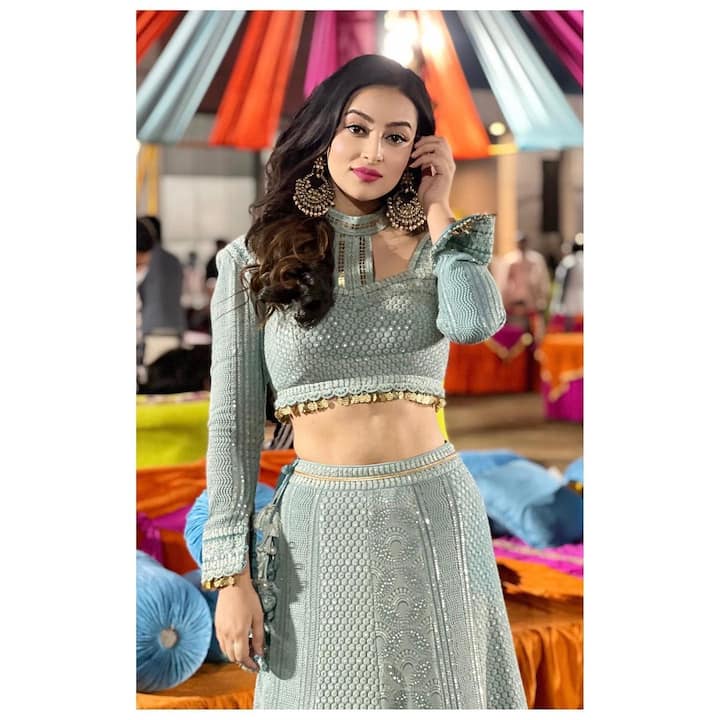 एक्ट्रेस ने ‘इश्क में मरजावां’ से टीवी में डेब्यू किया और फिर 'डार्क लाइट' से बॉलीवुड में कदम रखा. जल्द ही वह वेब सीरीज में अपना दमखम दिखाती नजर आएंगी.
