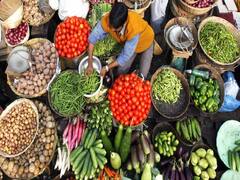Vegetables Price List : மீண்டும் உச்சம்தொட்ட முருங்கை.. சறுக்கிய சவ் சவ்.. இன்றைய காய்கறி விலை நிலவரம்!