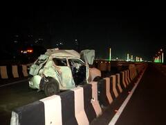 Worli Sea Link Accident : वरळी सी-लिंकवर पाच कार आदळल्या; पाहा मन सुन्न करणाऱ्या अपघाताची छायाचित्रे