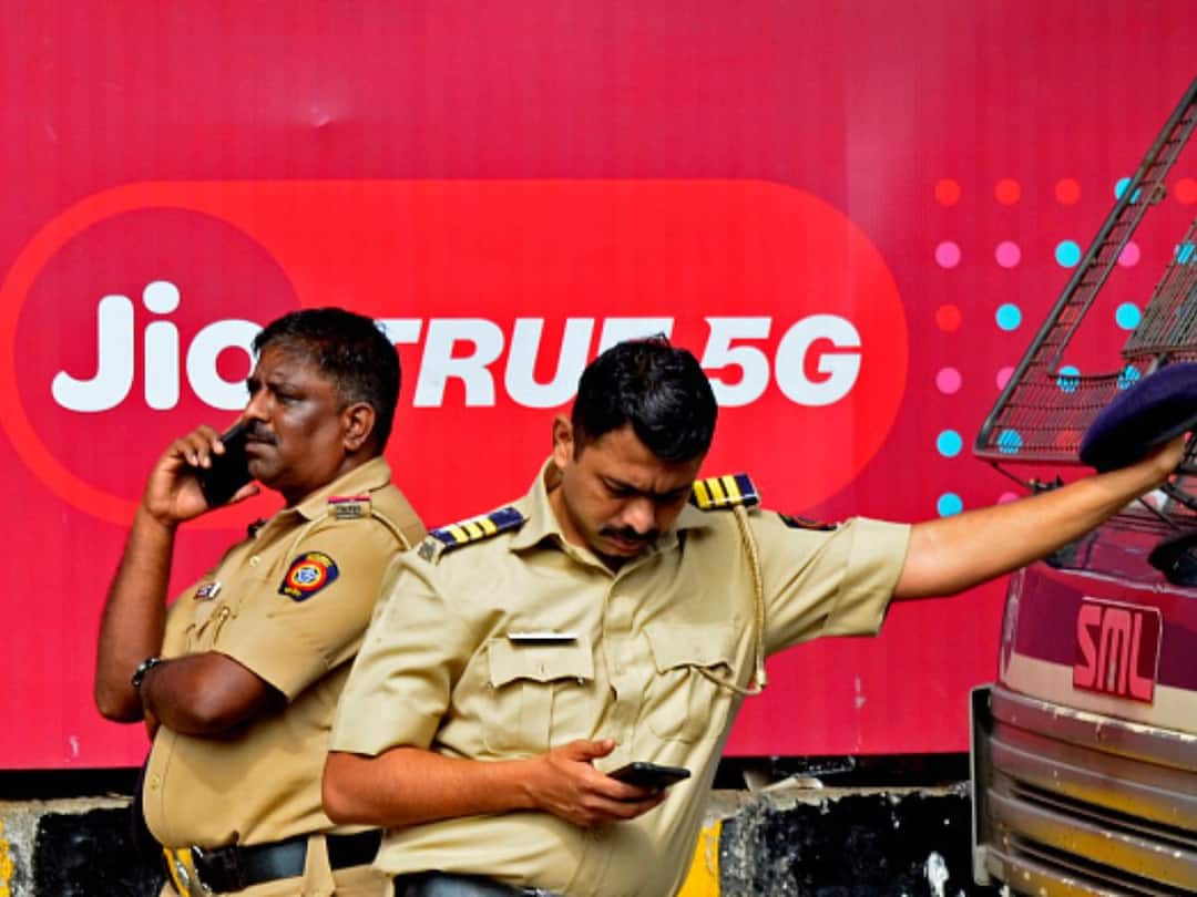 Jio 5G Beta Trial Starts In Four Cities Today. Know How True 5G Welcome Offer Works Reliance Jio 5G Launch India Beta Trial Welcome Offer How It Works Details Plans Speed Jio 5G Beta Trial Starts In Four Cities Today. Know How True 5G Welcome Offer Works