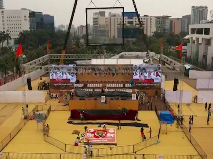 उद्धव ठाकरे यांचा दसरा मेळावा दादर येथील शिवाजी पार्कमध्ये होणार आहे.