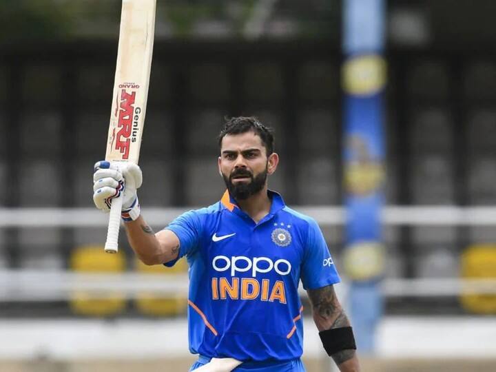 भारत-दक्षिण अफ्रीका के बीच तीसरे सबसे ज्यादा वनडे रन बनाने वाले खिलाड़ी विराट कोहली हैं. विराट ने 30 मैचों में 61 की औसत और 85.91 के स्ट्राइक रेट से 1403 रन बनाए हैं. विराट कोहली प्रोटियाज के खिलाफ 4 शतक और 8 अर्धशतक जड़ चुके हैं.