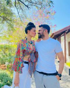 Eijaz-Pavitra Engagement: एजाज खान ने खास अंदाज में पवित्रा पुनिया को शादी के लिए किया प्रपोज, एक्ट्रेस ने शर्माते हुए दिया जवाब