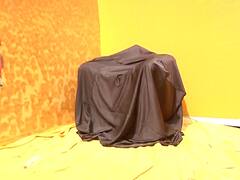 PHOTO : बीकेसीतील व्यासपीठावर बाळासाहेब ठाकरे यांच्या नावाची खुर्ची!