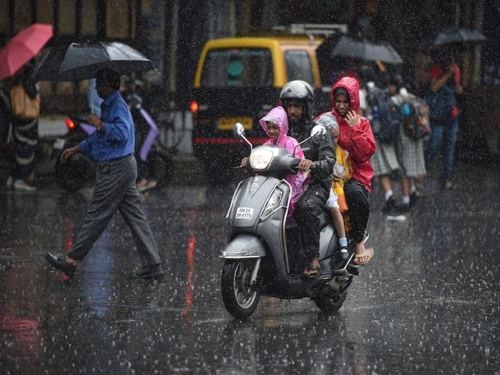 Mumbai Weather Update, 5 October, Cloudy Sky  with light Rain or drizzle in Mumbai today, know Latest Weather Forecast Mumbai Weather Forecast: मुंबई में दशहरे के त्योहार पर आज भी होगी हल्की बारिश, IMD ने अगले चार दिनों के लिए जारी किया ये अलर्ट
