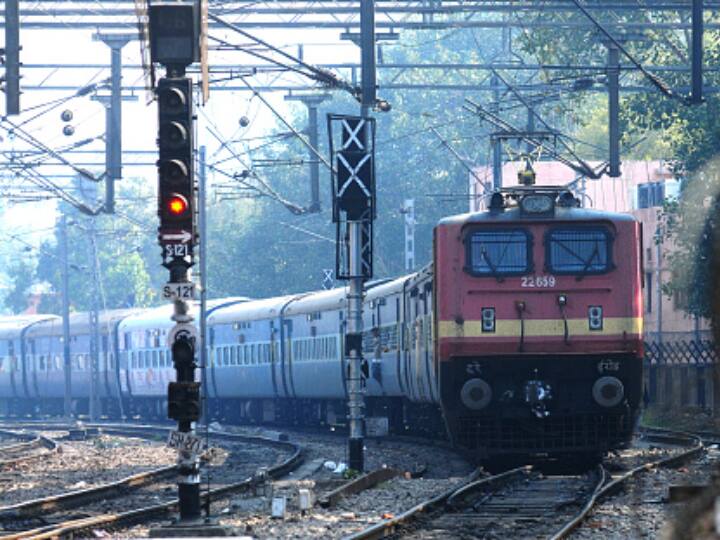 Indian Railways Running 2,269 Trips Of 179 Pairs Of Special Trains Until Chhath Puja Indian Railways To Run 179 Festival Special Trains Till Chhath Puja - Check Details