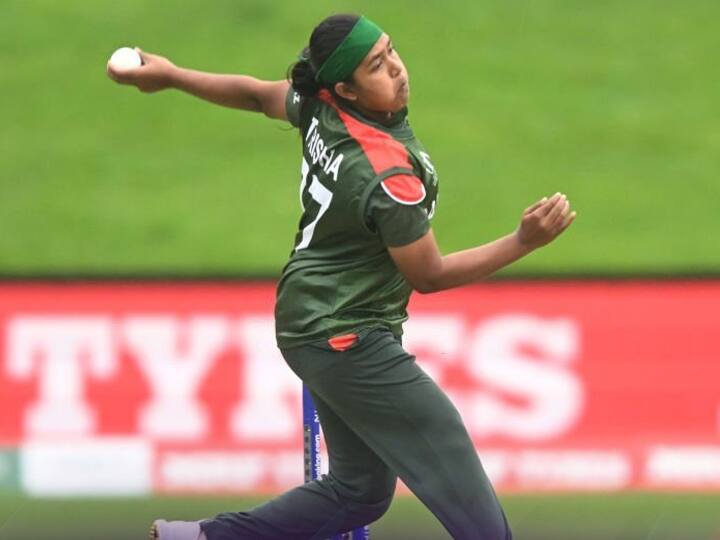 Womens Asia Cup 2022 Bangladesh Cricketer Fariha Trisna gets Hat-Trick on T20I Debut Against Malaysia Women Asia Cup: बांग्लादेश की फरिहा त्रिस्णा ने किया ड्रीम टी20 डेब्यू, मलेशिया के खिलाफ हैट्रिक विकेट लेकर टीम को दिलाई जीत