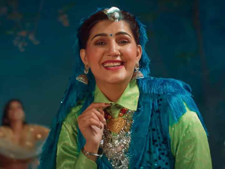 Sapna Choudhary की इस मुस्कान को अनदेखा कर पाना है काफी मुश्किल, 'घुंघरू' पहन खूब नाचीं एक्ट्रेस