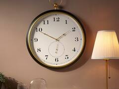 Diwali 2022: દિવાળી પહેલા ઘરમાંથી કાઢી નાખો 5 અશુભ વસ્તુઓ, માં લક્ષ્મી થાય છે નારાજ