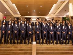 T20 World Cup 2022: ऑस्ट्रेलिया रवाना होने से पहले टीम इंडिया ने करवाया फोटोशूट, प्रोफेशनल लुक में नजर आए खिलाड़ी