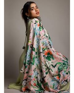 Ketika Sharma: కేతికా శర్మ ట్రెండీ గెటప్ - పిక్స్ చూశారా?