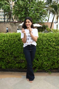 Rashmika Mandanna: 'গুড বাই' মুক্তির আগে শেষ মুহূর্তের প্রচারে ব্যস্ত রশ্মিকা মান্দান্না