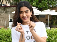 Rashmika mandana: మల్లె పువ్వులా నవ్వుతున్న కన్నడ సోయగం
