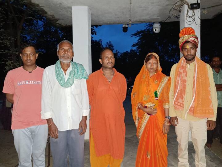 Motihari News: Brother Caught His Sister And Her Boyfriend In Durga Puja Mela Handed Over To Police ann Motihari News: मेला घूमने आए प्रेमी जोड़े की थाना में हुई शादी, भाई ने किया था पुलिस के हवाले