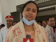 गाजीपुर: डीएम आर्यका अखौरी ने किया जिला अस्पताल का औचक निरीक्षण, कार्रवाई को लेकर कही ये बड़ी बात