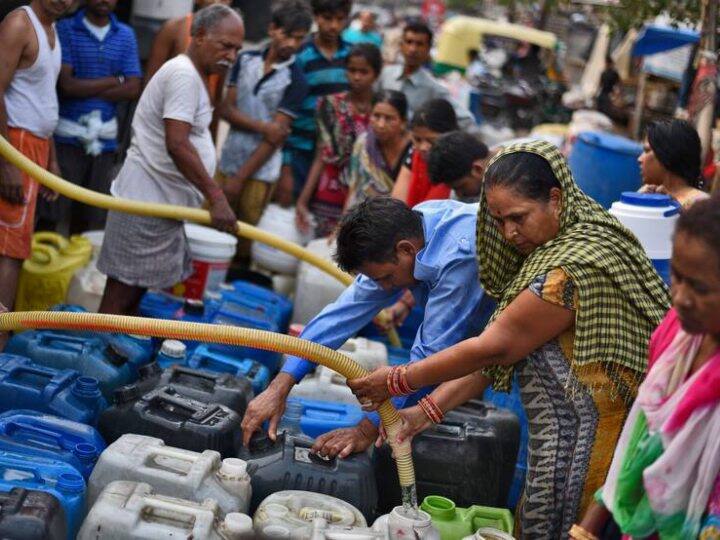 Water crisis deepens in Ghaziabad and Noida Siddharth Vihar Trans Hindon ANN Noida-Ghaziabad Water Crisis: नोएडा गाजियाबाद पर गहराया गंगाजल संकट, अगले 20 दिन तक आएगा केवल एक वक्त पानी, जानिए क्या है वजह