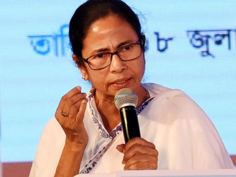 TMC Seeks Legal Options To Challenge EC's Decision Of Withdrawing National Party Status TMC Seeks Legal Options To Challenge EC's Decision Of Withdrawing National Party Status