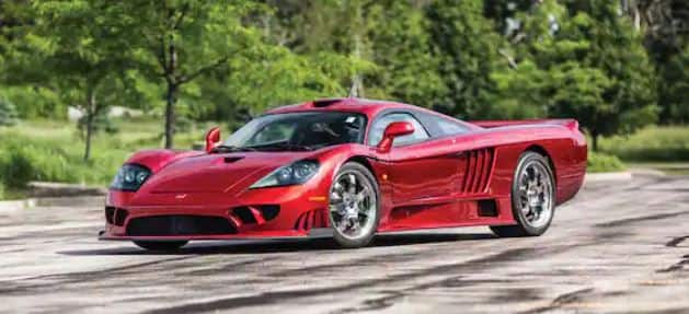 Saleen S7 Twin-Turbo: ਇਸ ਕਾਰ ਦੀ ਟੌਪ -ਸਪੀਡ 399 kmph ਹੈ ਅਤੇ ਇਸ ਕਾਰ ਦਾ ਇੰਜਣ 750 hp ਦੀ ਪਾਵਰ ਜਨਰੇਟ ਕਰਦਾ ਹੈ।