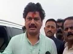 निवडणुकीत कोणाला निवडून द्यायचं हे जनता ठरवते, पंकजा मुंडेंच्या वक्तव्यानंतर धनंजय मुंडेंचं प्रत्युत्तर 