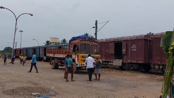 தருமபுரியில் இரு சக்கர வாகனத்தை திருடிய வாலிபர் கைது