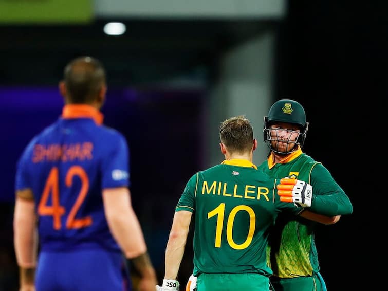 IND vs SA 1st ODI South Africa given the target of 250 runs against India at Ekana Sports City Stadium IND vs SA, 1st Innings Highlights : हेनरिक-डेविड मिलरनं सावरला दक्षिण आफ्रिकेचा डाव, 250 धावाचं भारतासमोर आव्हान