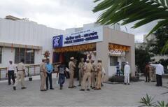 Nashik Crime : तीन महिन्यांपूर्वी प्रेमविवाह, बायकोसह सासूच्या त्रासाला कंटाळून पतीनं आयुष्य संपवलं!