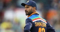 ওয়ান ডে সিরিজের আগে শ্রেয়স, চাহারদের কী বার্তা দিচ্ছেন ধবন?