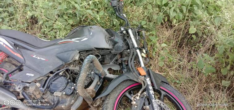 maharashtra news nashik news Two youths died in a two-wheeler accident in Sinnar area Nashik Accident : दसऱ्याच्या दिवशी काळाचा घाला, दुचाकींची धडक, दोन तरुणांनी जीव गमावला! 